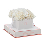 Blanche Chic White Fusion Preserved Flowers